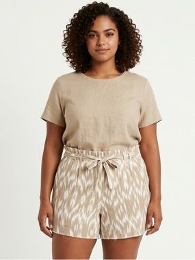 TOMMY HILFIGER | Tan/White Tribal Brushstroke Belted Shorts Women’s Size 16